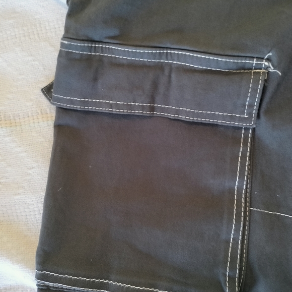 NWT Women's Refuge Gray cargo rocker pants size XS Grunge, Skateboard, Hippie - Picture 15 of 15